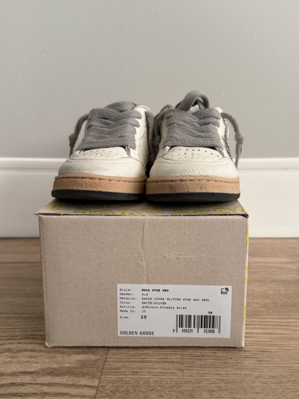 Golden Goose Kids Off-White Leather Sneakers with Silver Glitter Star - Picture 2 of 3